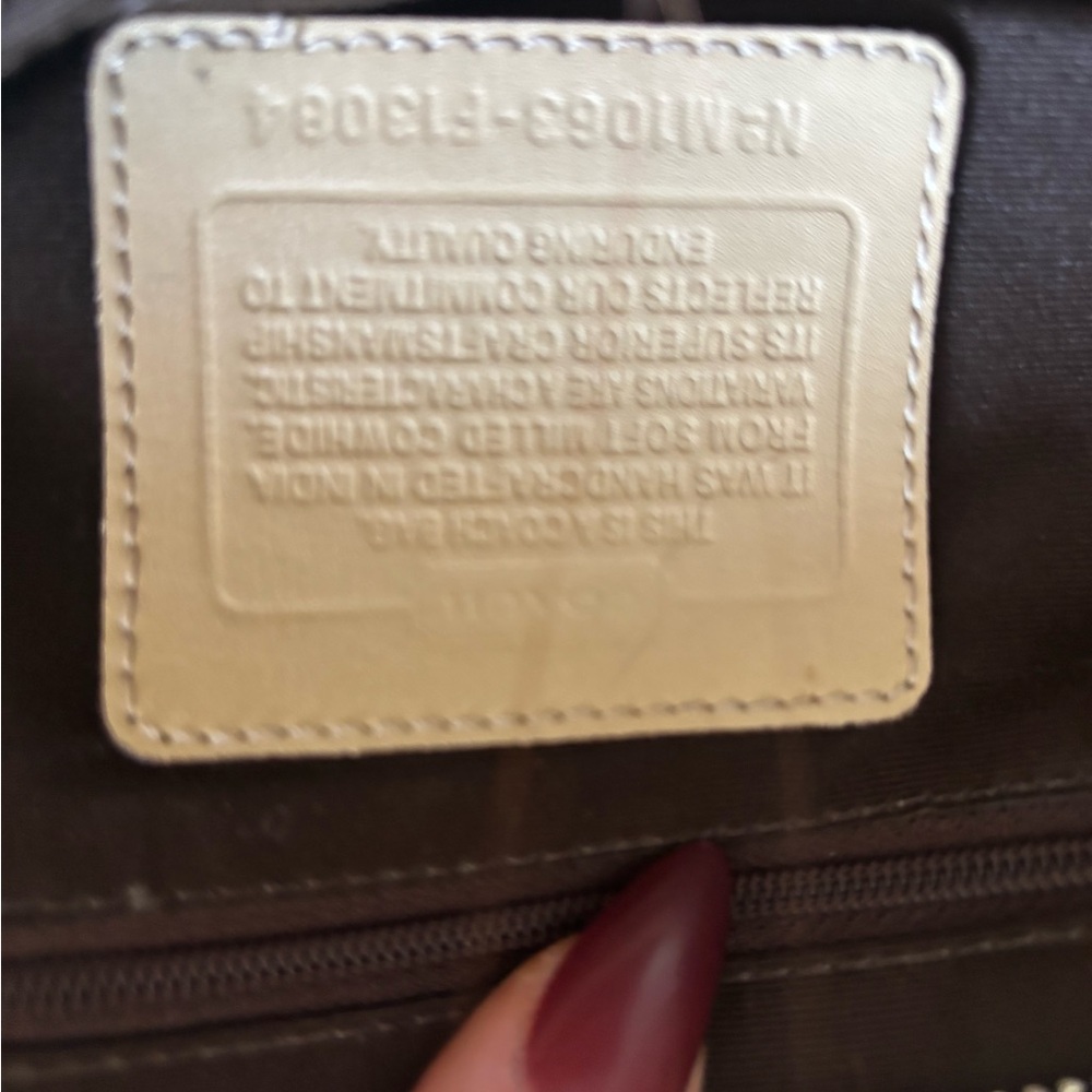 Vintage Coach Hampton Pebble Leather Shoulder Bag - Picture 4 of 6